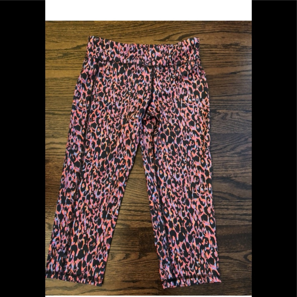 NWT Old Navy Girls Active Capris size 10-12